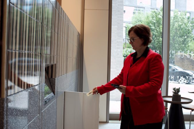 Smart lockers for storing enterprise assets